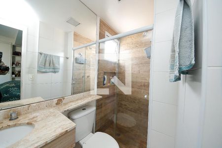 Apartamento à venda com 72m², 2 quartos e 1 vaga Apartamento à venda com 72m², 2 quartos e 1 vagaBanheiro da Suíte