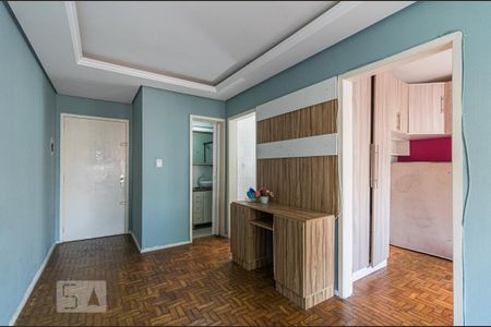 Sala de apartamento para alugar com 1 quarto, 39m² em Rubem Berta, Porto Alegre