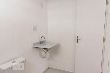 Apartamento para alugar com 90m², 2 quartos e sem vagaBanheiro