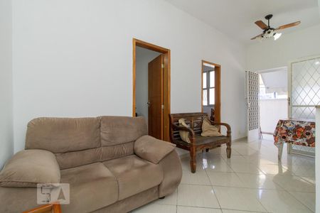 Sala 1 de casa à venda com 4 quartos, 151m² em Olaria, Rio de Janeiro