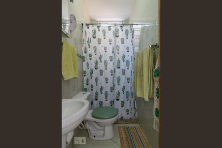 Casa à venda com 151m², 4 quartos e sem vagaBanheiro da Suíte 2