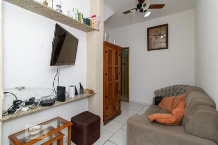 Sala 2 de casa à venda com 4 quartos, 151m² em Olaria, Rio de Janeiro