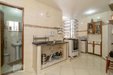 Casa à venda com 151m², 4 quartos e sem vagaCozinha 2