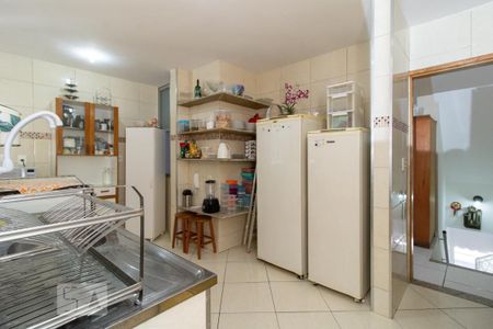 Casa à venda com 151m², 4 quartos e sem vagaCozinha 2