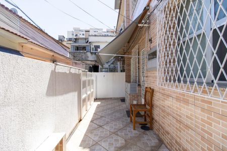 Casa à venda com 151m², 4 quartos e sem vagaVaranda