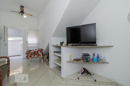 Sala 1 de casa à venda com 4 quartos, 151m² em Olaria, Rio de Janeiro