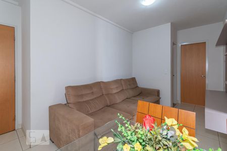 Sala de apartamento para alugar com 2 quartos, 58m² em Parque Oeste Industrial, Goiânia
