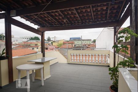Casa à venda com 240m², 4 quartos e 2 vagasVaranda gourmet