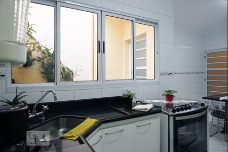 Casa à venda com 240m², 4 quartos e 2 vagasCozinha