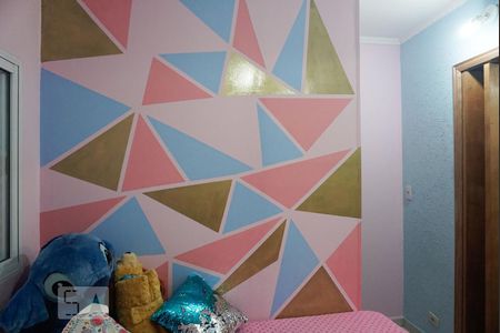 Casa à venda com 240m², 4 quartos e 2 vagasSuíte 2