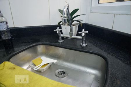 Casa à venda com 240m², 4 quartos e 2 vagasCozinha