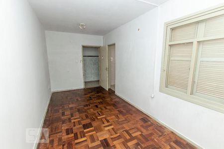 Sala/Quarto de kitnet/studio para alugar com 1 quarto, 32m² em Azenha, Porto Alegre