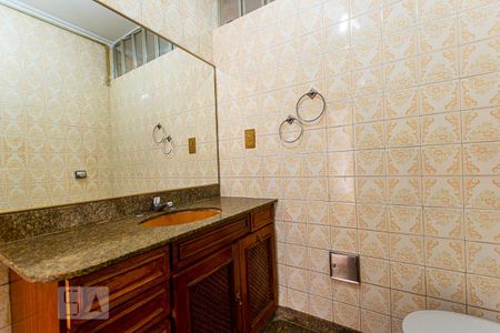 Apartamento à venda com 171m², 3 quartos e 1 vagaBanheiro Social