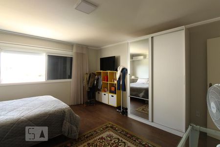 Casa para alugar com 500m², 3 quartos e 5 vagas Casa para alugar com 500m², 3 quartos e 5 vagasQuarto 1