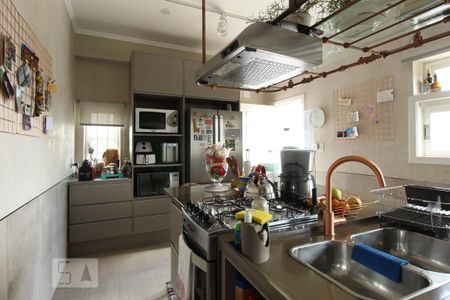 Casa para alugar com 500m², 3 quartos e 5 vagas Casa para alugar com 500m², 3 quartos e 5 vagasCozinha