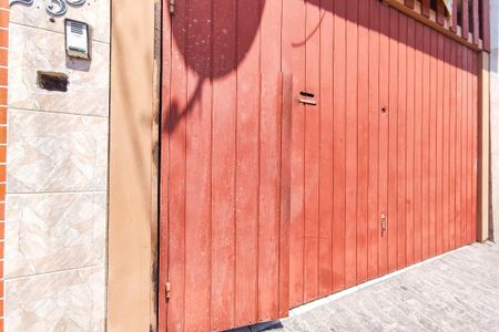 Casa à venda com 140m², 4 quartos e 2 vagasFachada