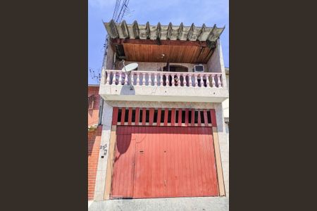 Casa à venda com 140m², 4 quartos e 2 vagasFachada