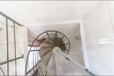 Casa à venda com 140m², 4 quartos e 2 vagasLavanderia Casa 2
