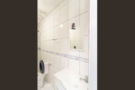 Casa à venda com 140m², 4 quartos e 2 vagasBanheiro 2 Casa 2