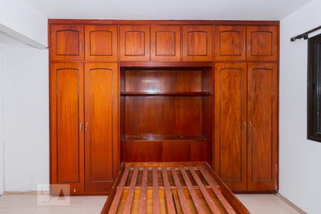 QUARTO 1 de apartamento para alugar com 2 quartos, 75m² em Vila Pompéia, São Paulo
