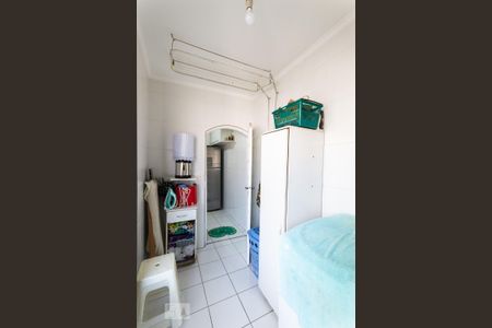 Casa à venda com 162m², 3 quartos e 2 vagas Casa à venda com 162m², 3 quartos e 2 vagasÁrea de Serviço