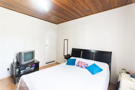 Casa à venda com 162m², 3 quartos e 2 vagas Casa à venda com 162m², 3 quartos e 2 vagasSuíte