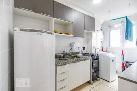 Apartamento para alugar com 50m², 2 quartos e sem vaga Apartamento para alugar com 50m², 2 quartos e sem vagaCozinha