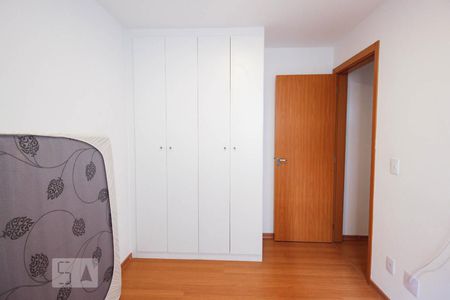 Quarto 1 de apartamento para alugar com 2 quartos, 50m² em Jardim Iris, São Paulo