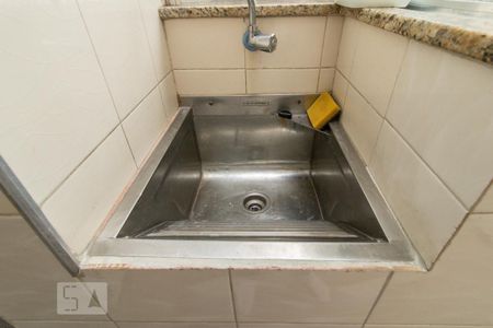 Apartamento à venda com 84m², 2 quartos e sem vaga Apartamento à venda com 84m², 2 quartos e sem vagaDetalhe da Área de Serviço