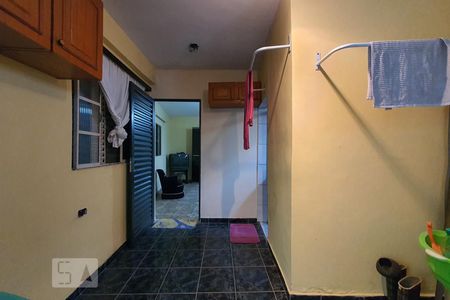 Casa para alugar com 300m², 4 quartos e 2 vagas Casa para alugar com 300m², 4 quartos e 2 vagasÁrea de serviço