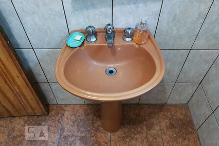 Casa para alugar com 300m², 4 quartos e 2 vagas Casa para alugar com 300m², 4 quartos e 2 vagasBanheiro