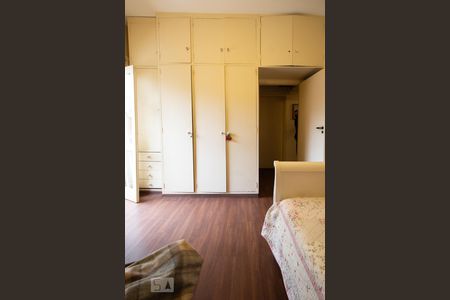 Apartamento à venda com 200m², 3 quartos e 2 vagas Apartamento à venda com 200m², 3 quartos e 2 vagasQuarto 3