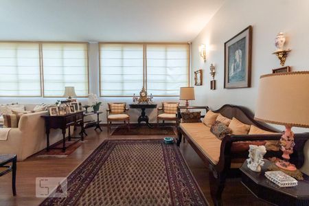 Sala de apartamento à venda com 3 quartos, 200m² em Jardim Paulista, São Paulo