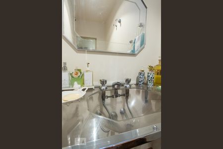 Lavabo  de apartamento à venda com 3 quartos, 200m² em Jardim Paulista, São Paulo