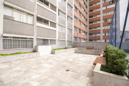Apartamento à venda com 70m², 2 quartos e 1 vaga Apartamento à venda com 70m², 2 quartos e 1 vagaÁrea Externa da Quadra Esportiva