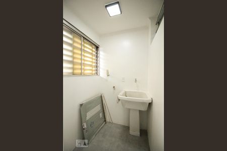 Apartamento à venda com 70m², 2 quartos e 1 vaga Apartamento à venda com 70m², 2 quartos e 1 vagaÁrea de Serviço