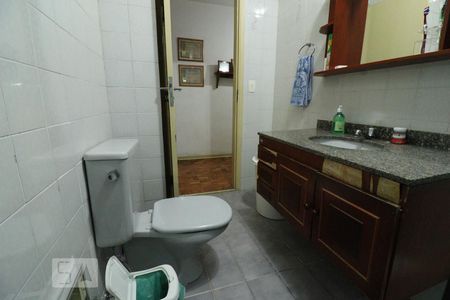Apartamento à venda com 180m², 3 quartos e 1 vagaBanheiro 2