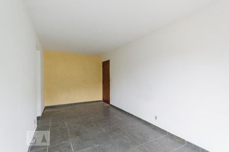 Sala de apartamento à venda com 2 quartos, 65m² em Taquara, Rio de Janeiro