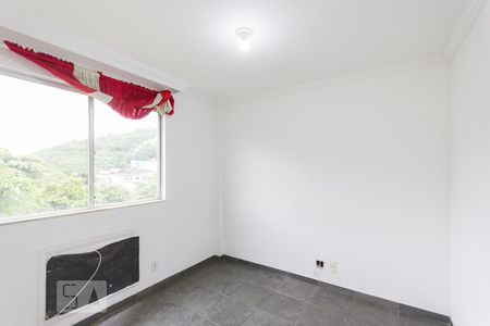 Quarto 1 de apartamento à venda com 2 quartos, 65m² em Taquara, Rio de Janeiro