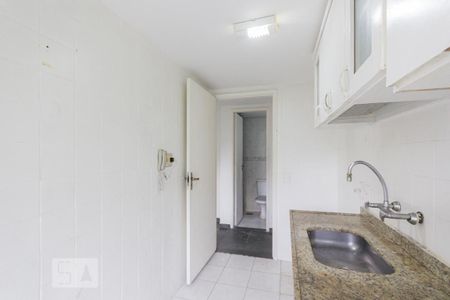 Apartamento para alugar com 65m², 2 quartos e 1 vagaCozinha