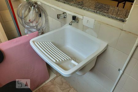 Apartamento à venda com 56m², 2 quartos e 1 vagaÁrea de Serviço