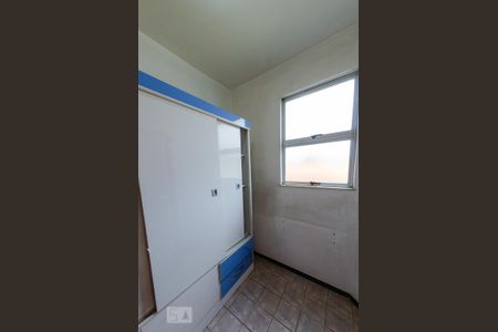 Quarto de serviço de apartamento para alugar com 3 quartos, 131m² em Salgado Filho, Belo Horizonte