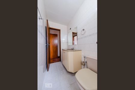 Apartamento para alugar com 131m², 3 quartos e 2 vagas Apartamento para alugar com 131m², 3 quartos e 2 vagasBanheiro social