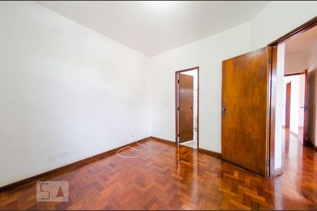 Apartamento para alugar com 131m², 3 quartos e 2 vagas Apartamento para alugar com 131m², 3 quartos e 2 vagasSuíte
