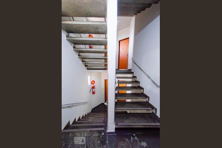 Apartamento para alugar com 131m², 3 quartos e 2 vagas Apartamento para alugar com 131m², 3 quartos e 2 vagasCorredor do prédio