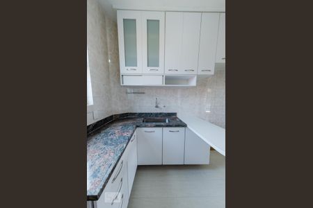 Apartamento para alugar com 131m², 3 quartos e 2 vagas Apartamento para alugar com 131m², 3 quartos e 2 vagasCozinha