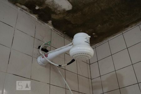 Casa à venda com 500m², 2 quartos e 6 vagas Casa à venda com 500m², 2 quartos e 6 vagasbanheiro