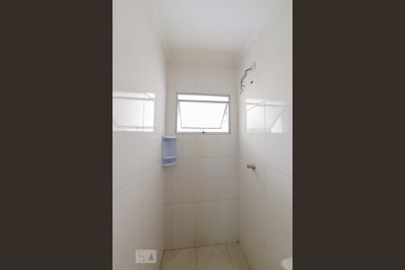 Banheiro de apartamento para alugar com 1 quarto, 40m² em Jardim Japão, São Paulo