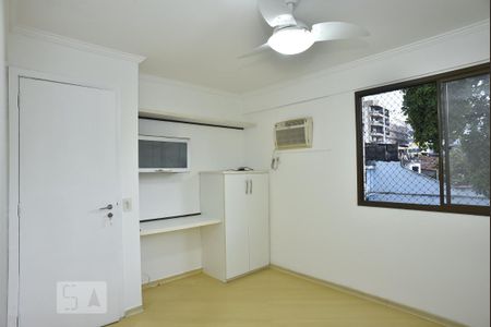 Apartamento para alugar com 93m², 3 quartos e 1 vagaSuíte
