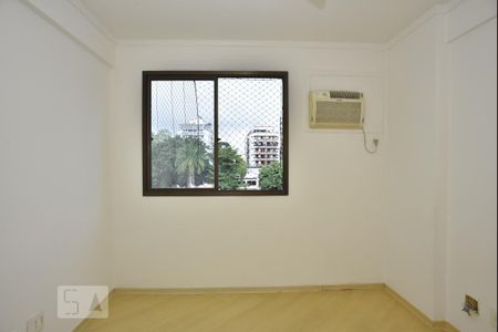 Apartamento para alugar com 93m², 3 quartos e 1 vagaQuarto 2